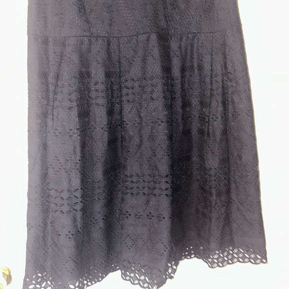Loft Elegant Black Lace Dress - Picture 4 of 7
